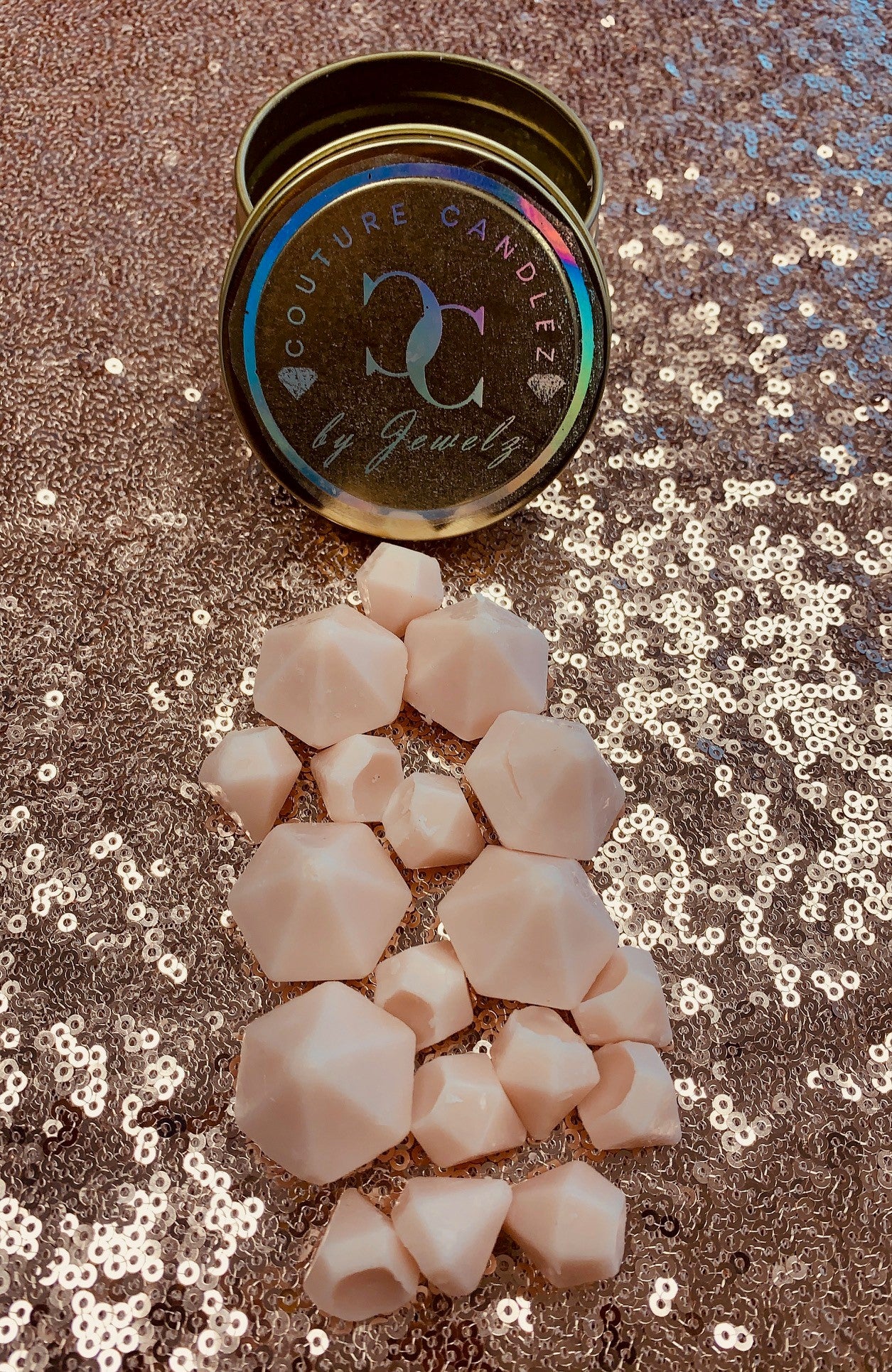 Couture Candlez by Jewelz luxury wax melts with notes of caramel, coconut, & cream (Coco Capri)