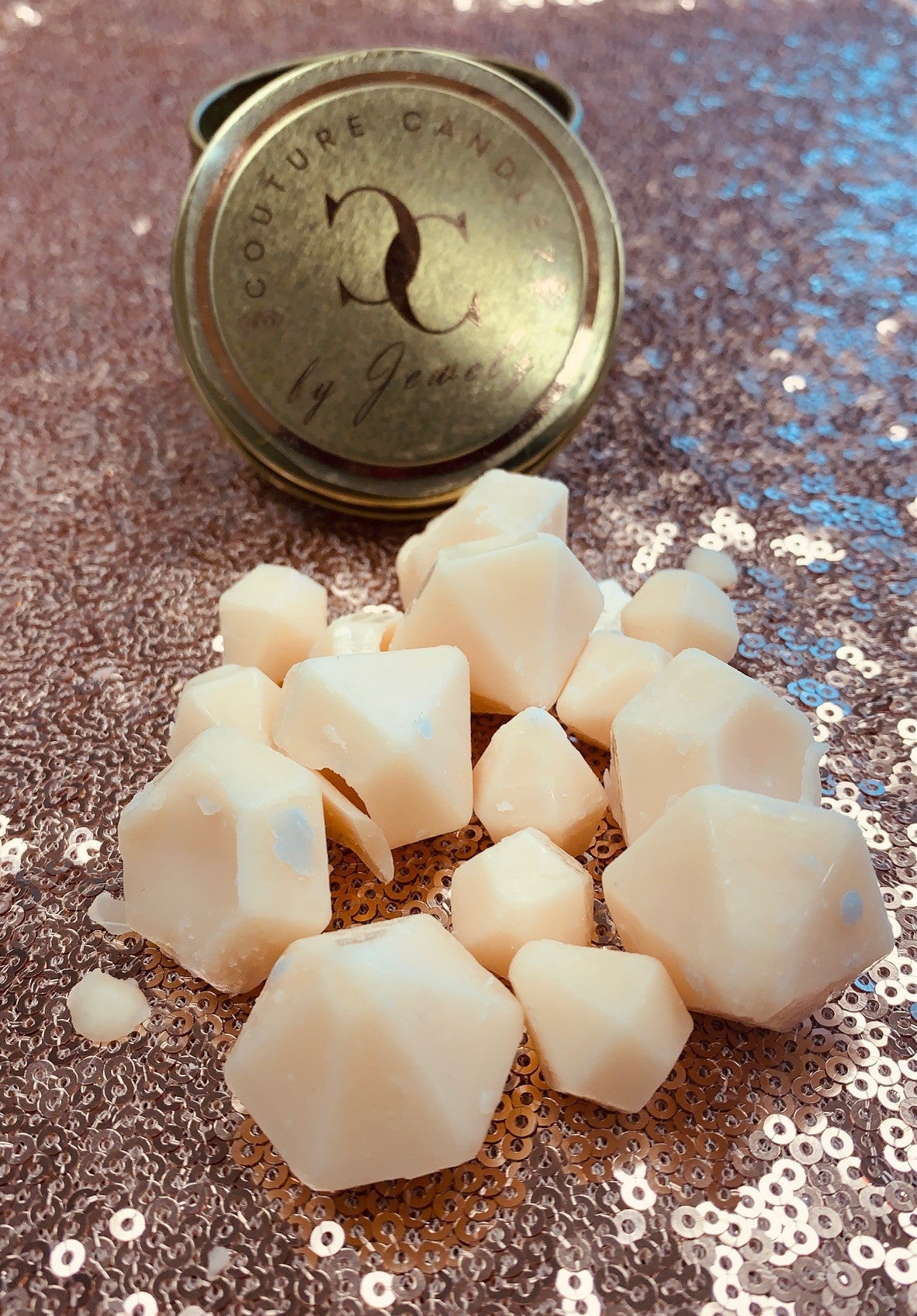 Couture Candlez by Jewelz luxury wax melts with notes of lemon, sage, & vanilla (Ghana Glam)